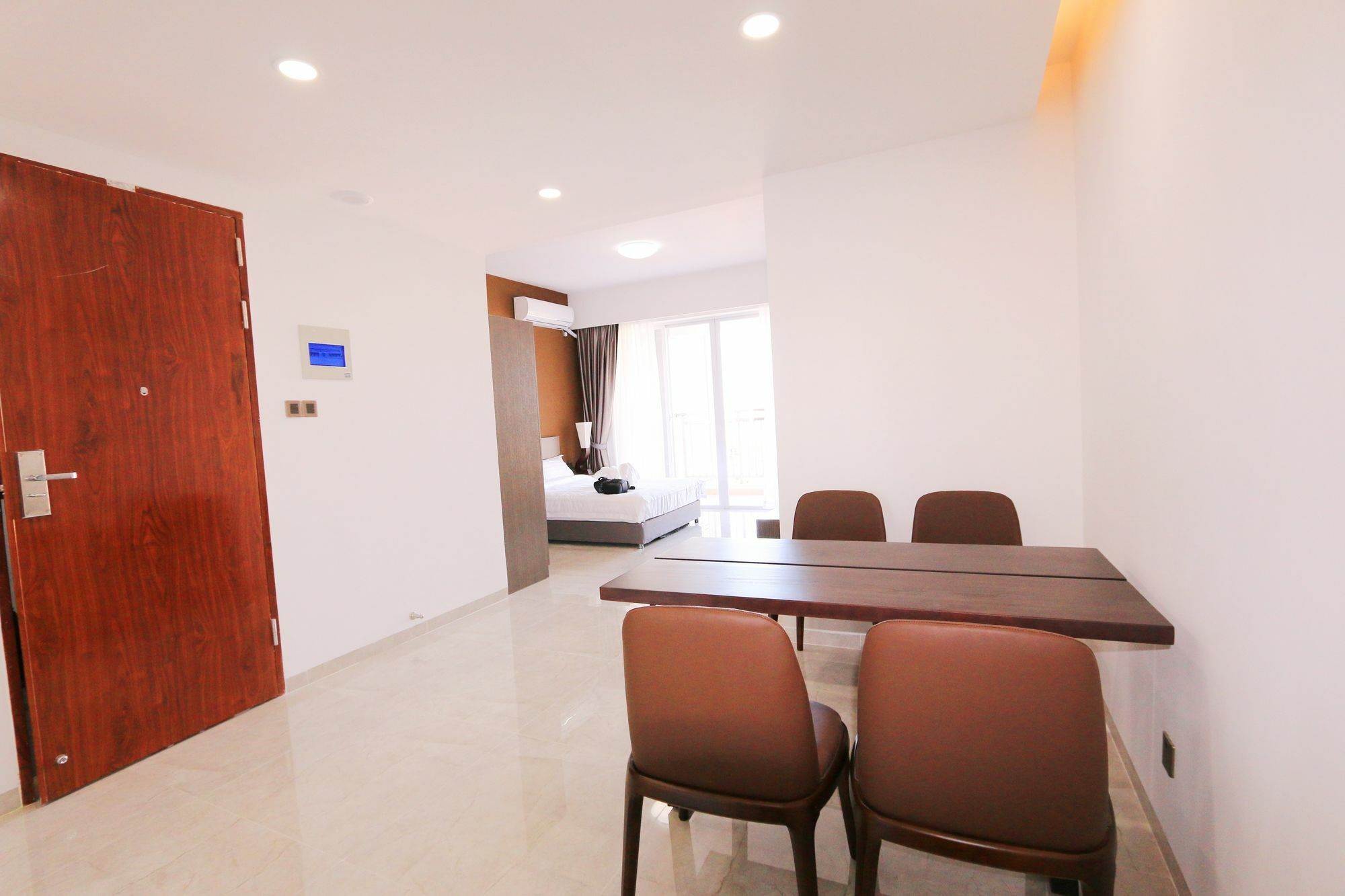 Eastland Hotel & Apartment Phnom Penh Zewnętrze zdjęcie