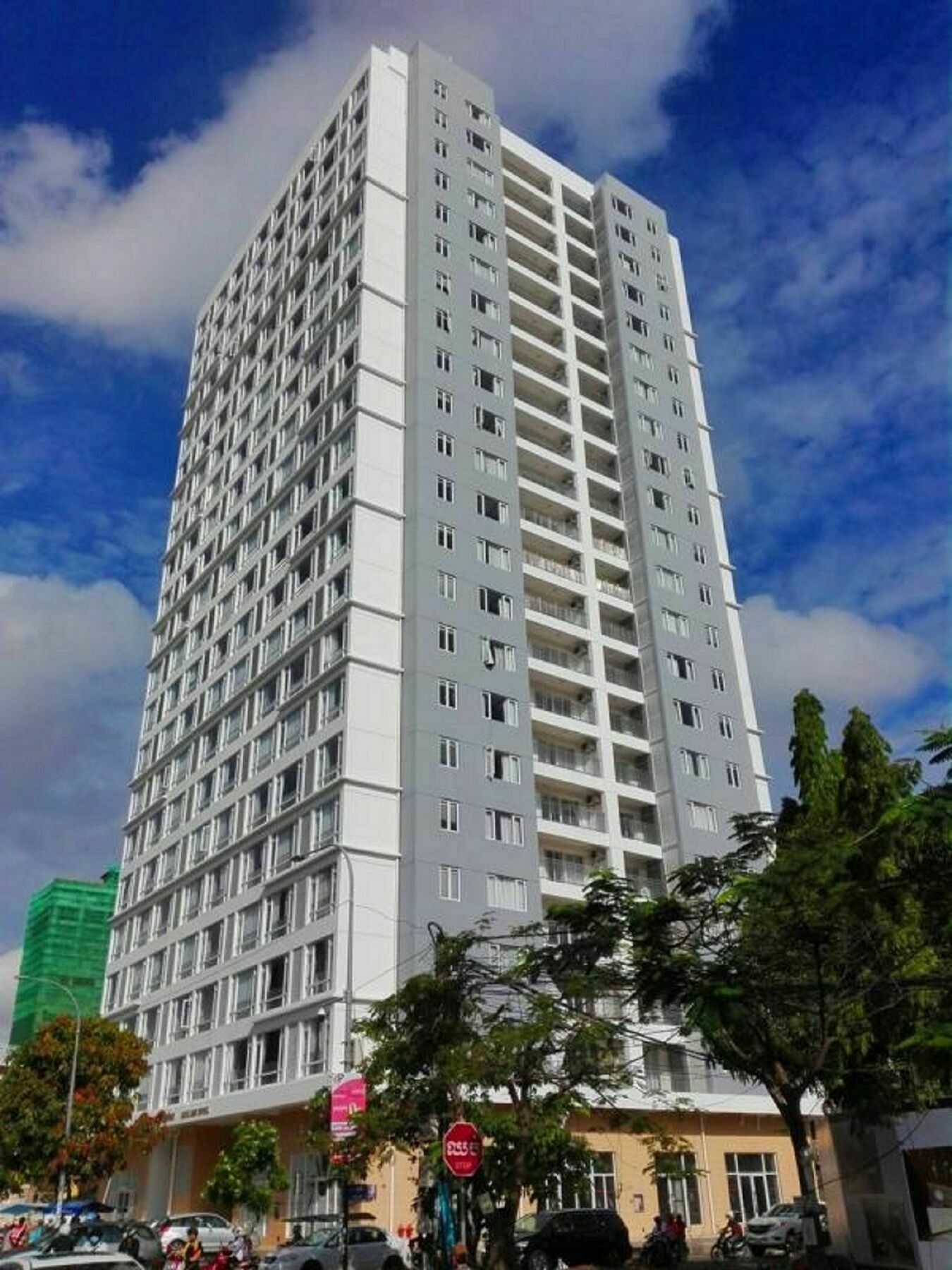 Eastland Hotel & Apartment Phnom Penh Zewnętrze zdjęcie