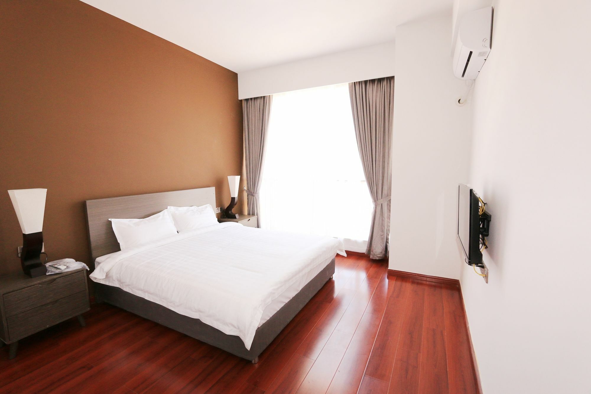 Eastland Hotel & Apartment Phnom Penh Zewnętrze zdjęcie